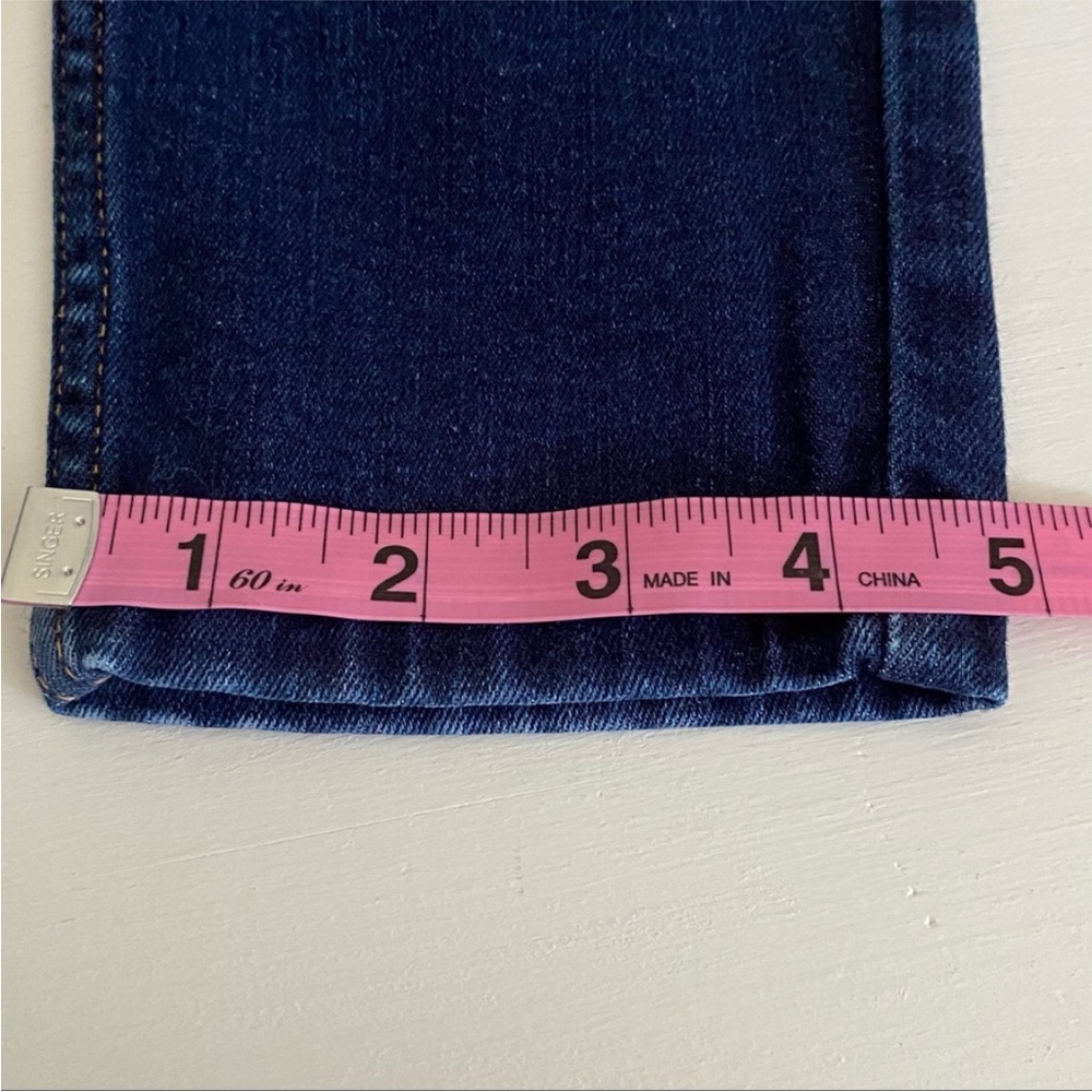 Levi's Jeans - Picture 6 of 13